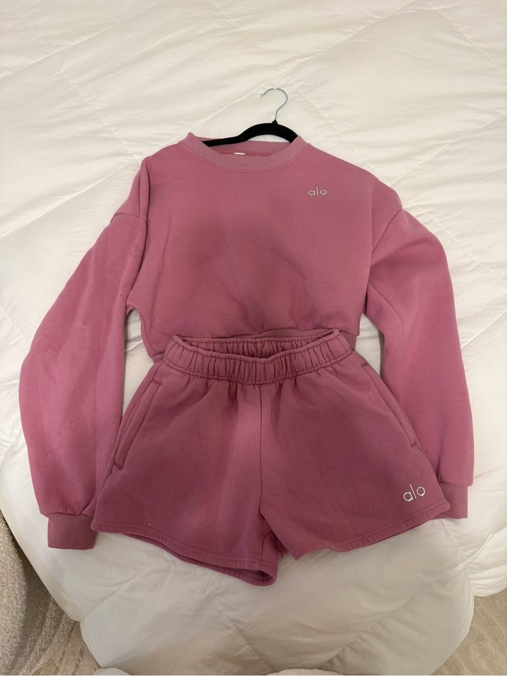 ALO Yoga Dusty Rose Cropped Sweatshirt and Shorts Set